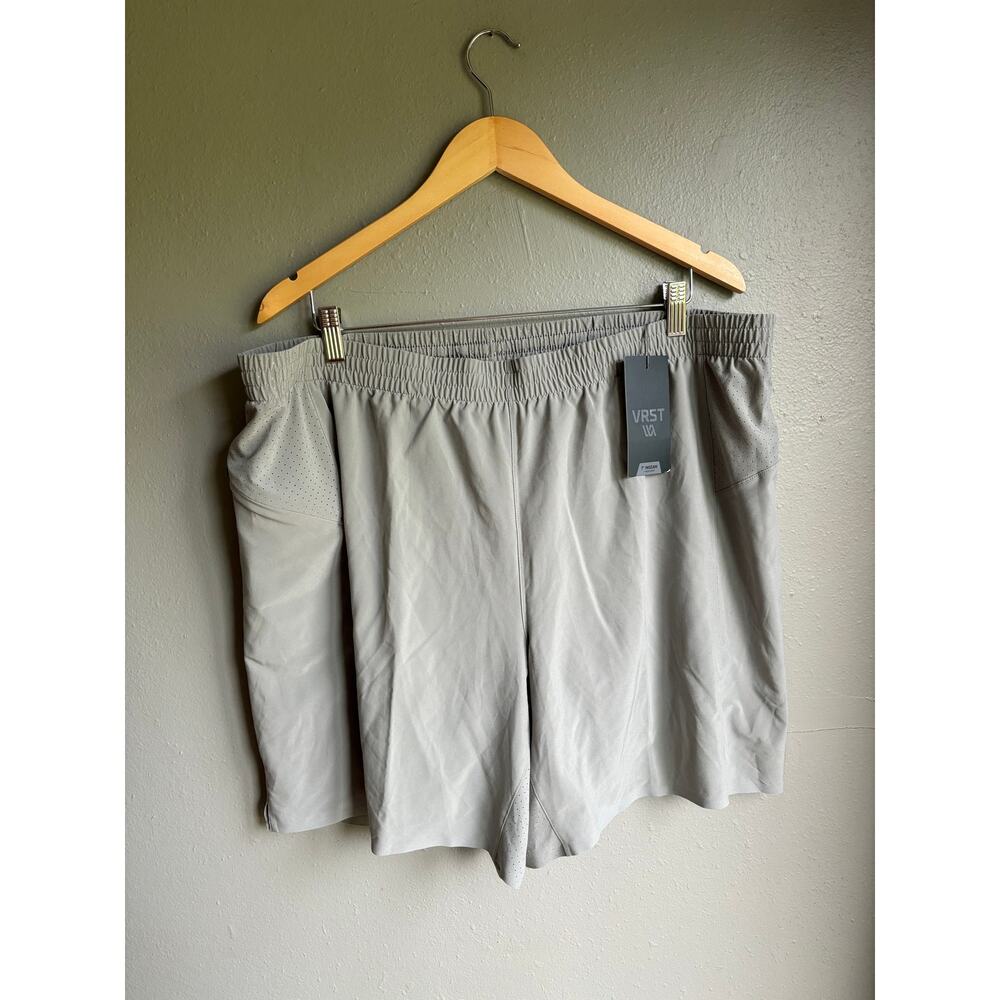 VSRT Mens 7" Run Short Size 2X Silver Shadow Brief‎ Mesh Insert